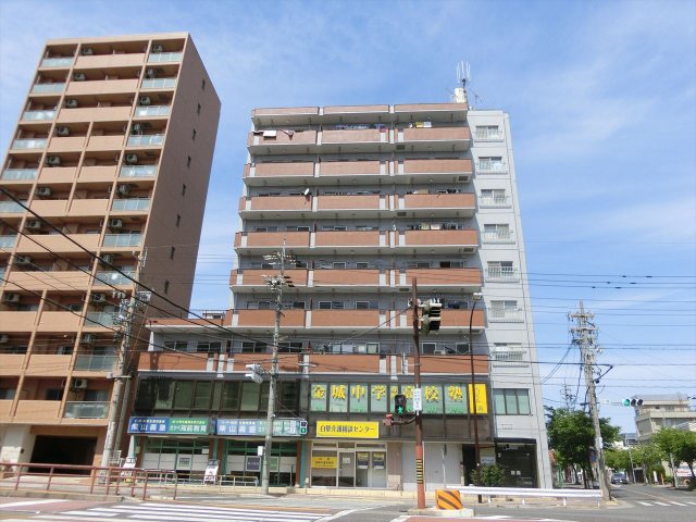 建物外観　ＮＴビル
