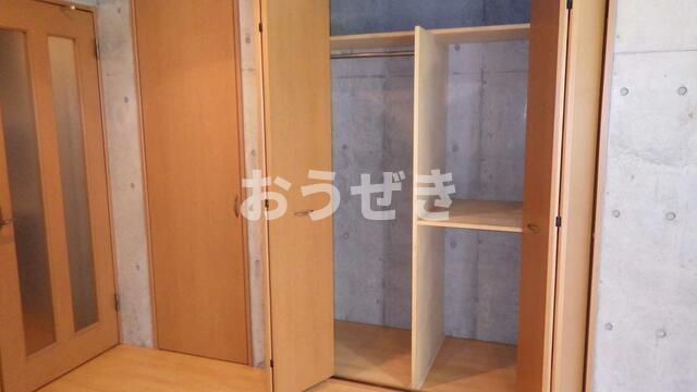 収納　?