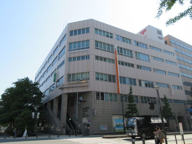 郵便局　横浜港郵便局（郵便局）まで430m
