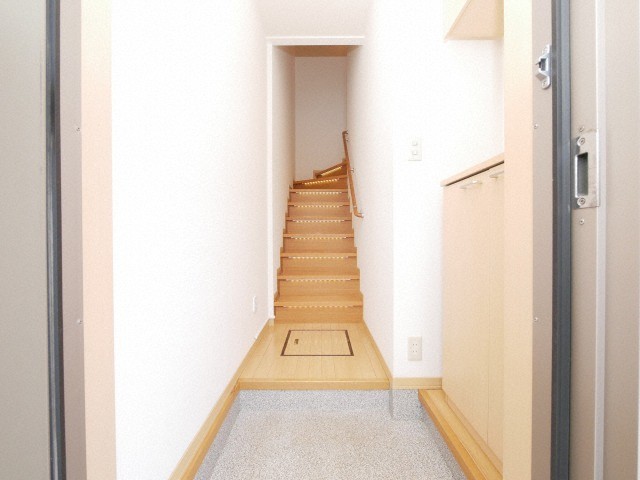 玄関　落ち着いた玄関です