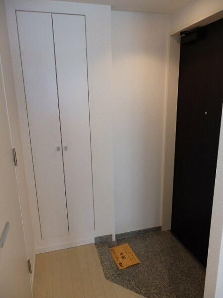 玄関　＊別部屋参考写真