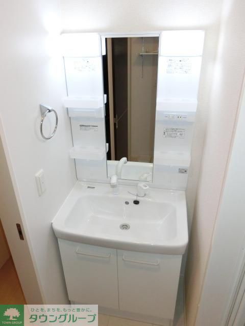 洗面設備　忙しい朝でも便利なシャンプードレッサー