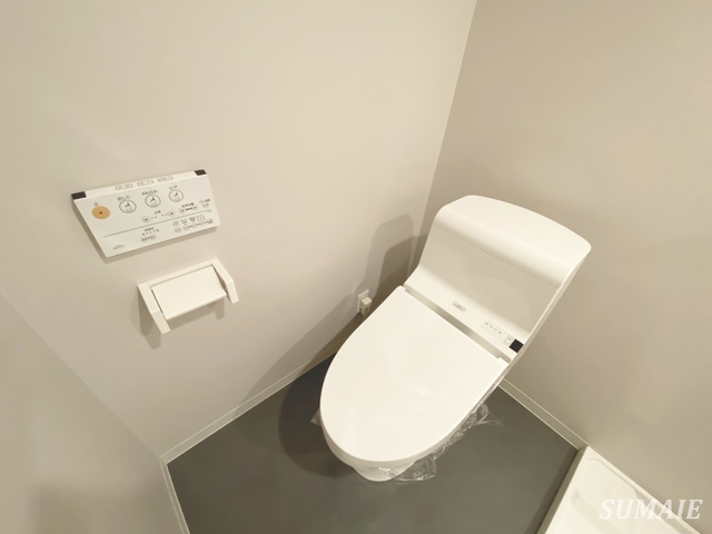 トイレ　洗浄便座付きのトイレです！