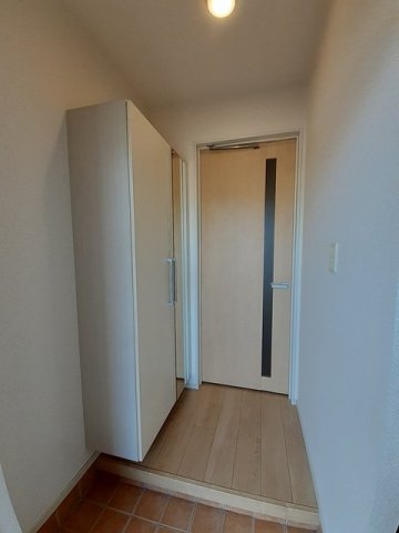 玄関　明るい玄関です