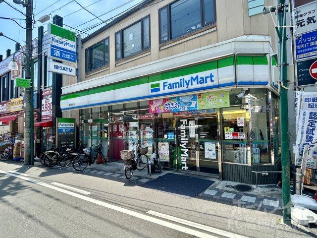 コンビニ　ファミリーマート　富田駅前店（コンビニ）まで331m