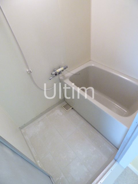 バス・シャワールーム　別部屋のお写真です。ご参考までに！