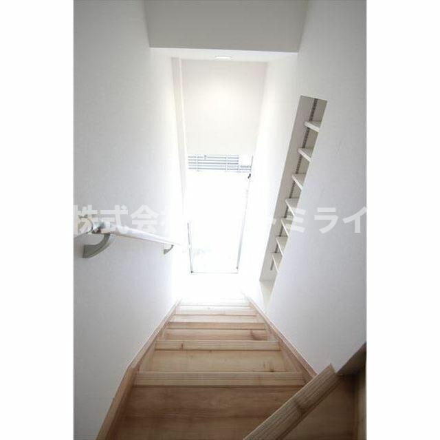 玄関　?