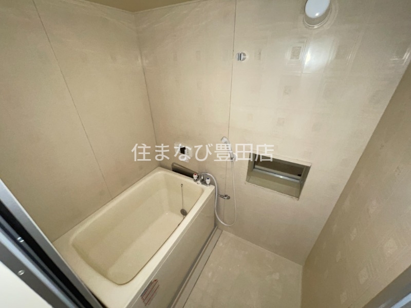 バス・シャワールーム　同型別部屋写真