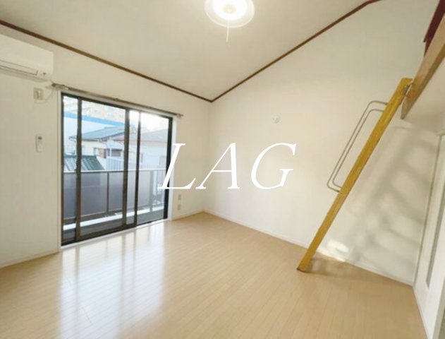 居室・リビング　洋室のお部屋です。