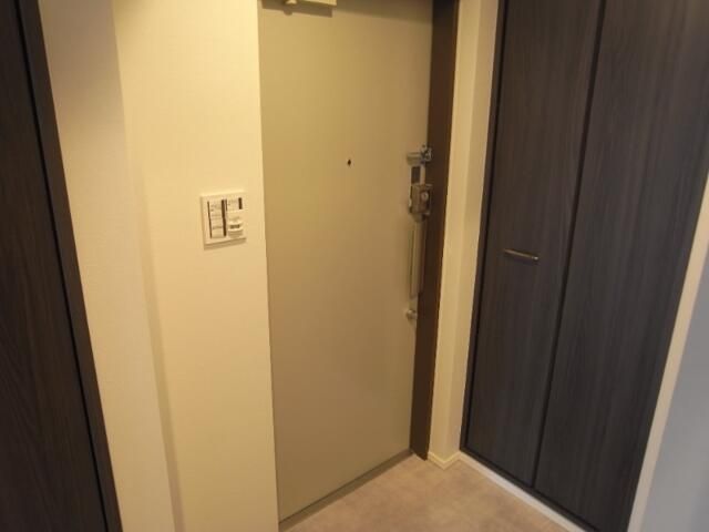 玄関　玄関