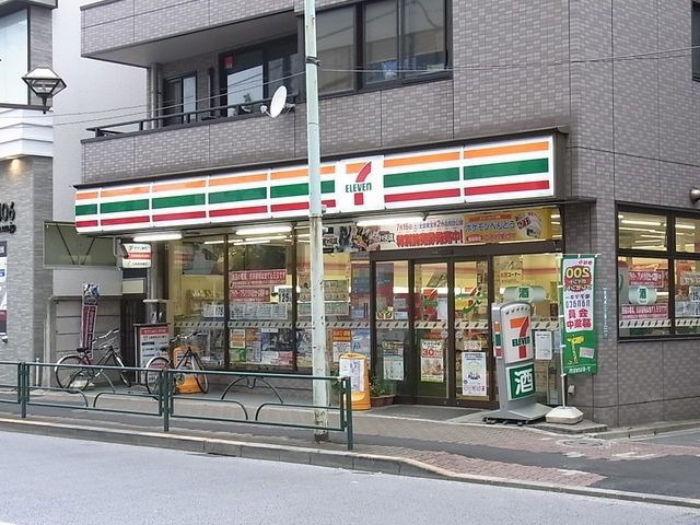 コンビニ　セブンイレブン（コンビニ）まで600m