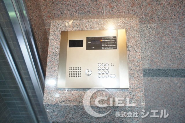 セキュリティ　オートロック完備