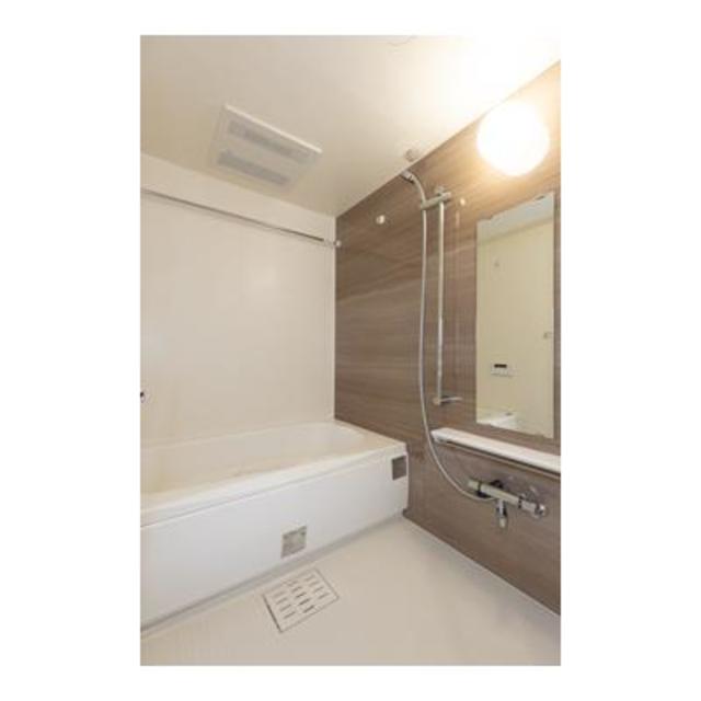 バス・シャワールーム　※写真は同タイプ住戸です。