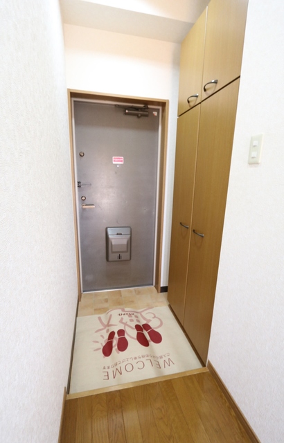 玄関　☆トールタイプのシューズボックス☆