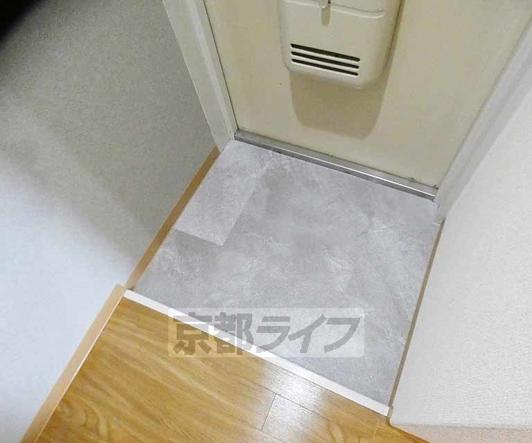 玄関　大きな段差がありません