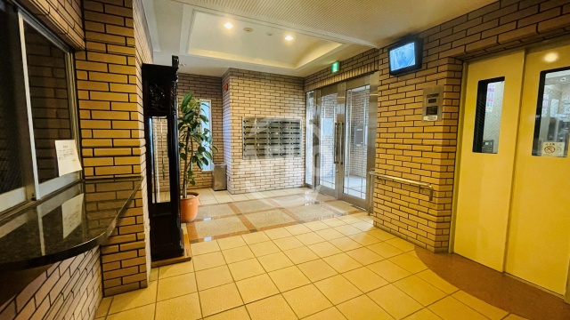 ロビー　カステッロはなふさ長居　ロビー
