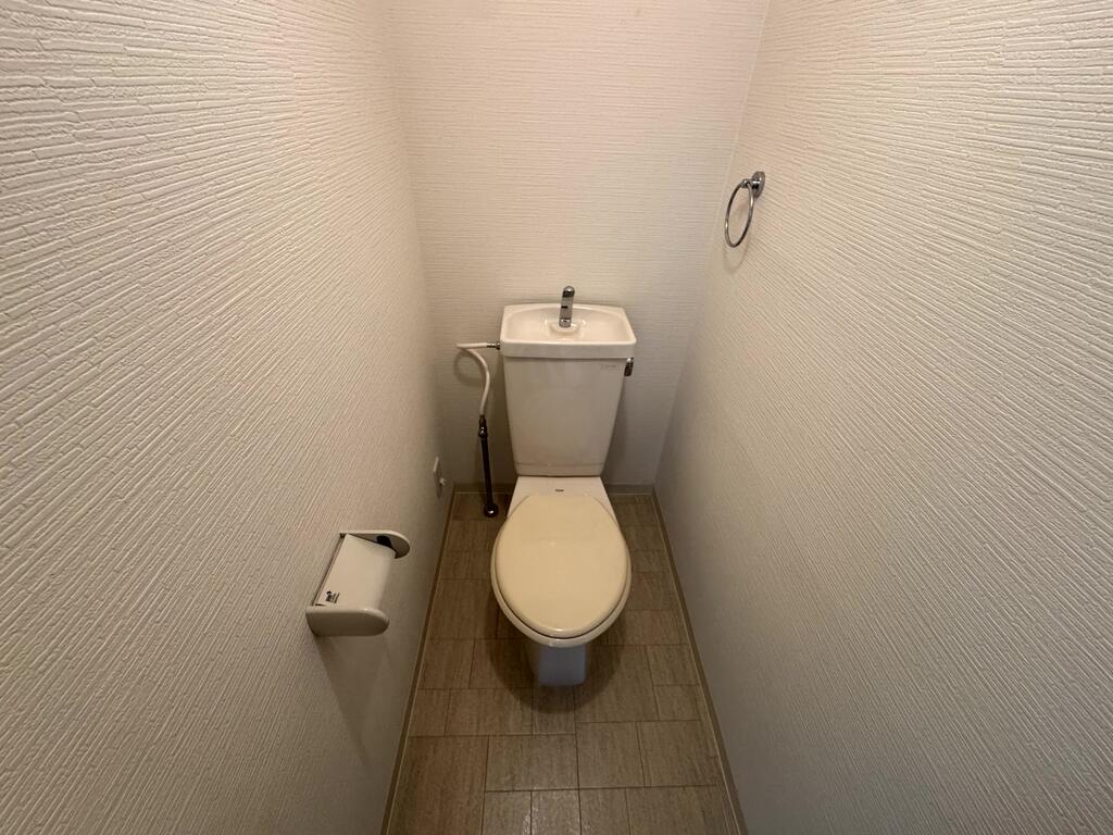 ヴィラージュ長洲のトイレ写真