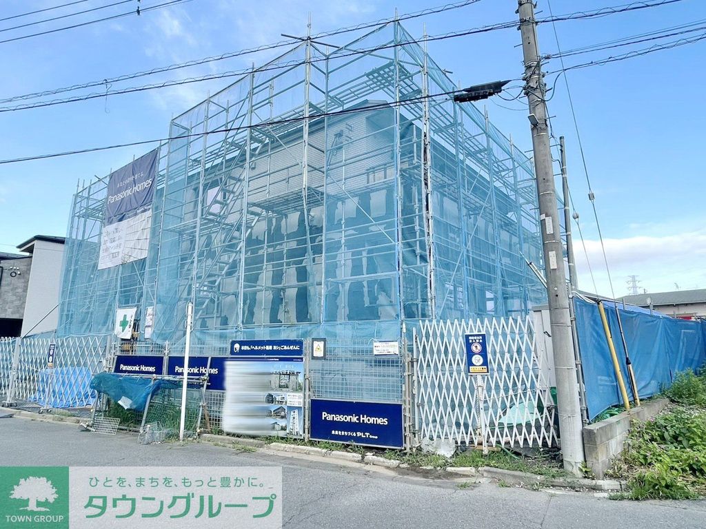 建物外観　駐車場