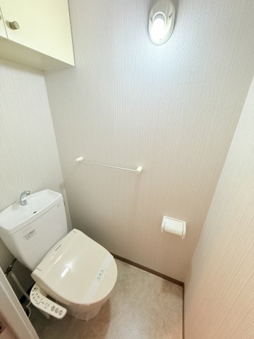 トイレ　※同号室別部屋参考写真です。