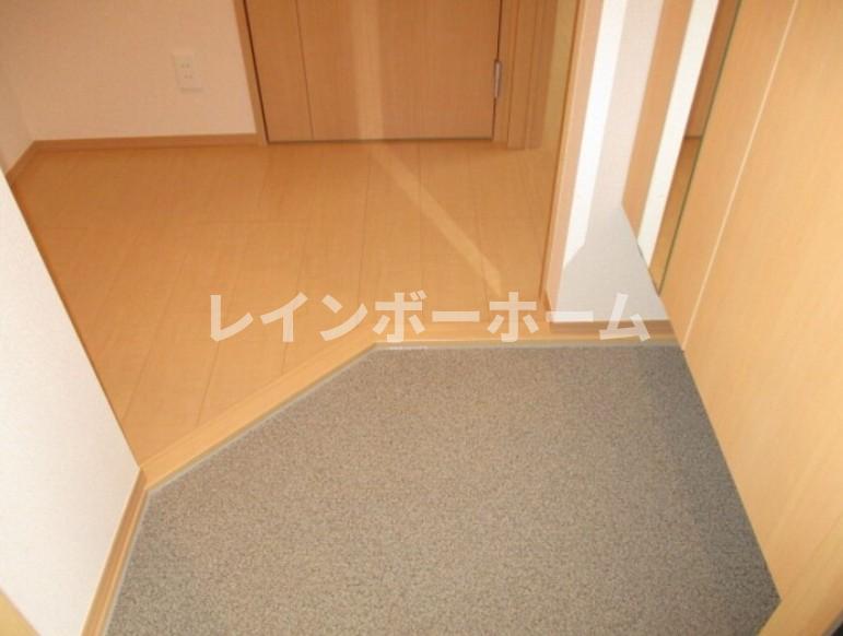 玄関　ゆったりとした玄関です