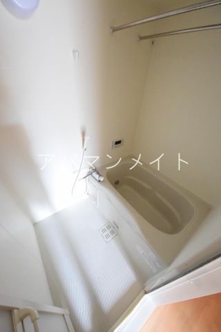 バス・シャワールーム　きれいなお風呂です