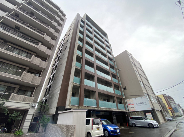 建物外観　札幌市中央区南１３条西「ＢＬＯＣＫ　ＨＩＬＬＳ」