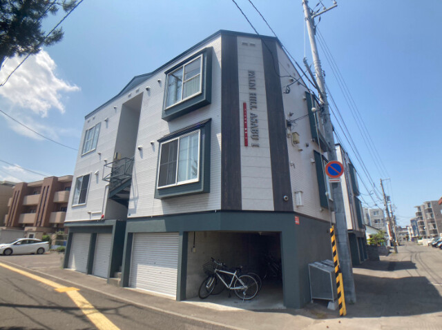 建物外観　札幌市北区麻生町「パームヒル麻生１」