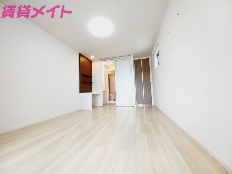 居室・リビング　同型参考写真