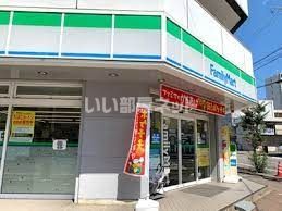 コンビニ　ファミリーマート 谷口大曽根北店（コンビニ）まで318m