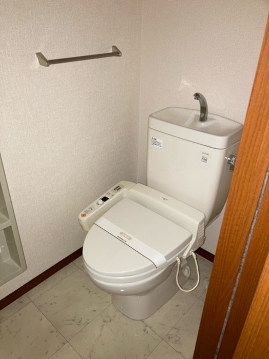 トイレ　図面と現状に相違がある場合には現状を優先