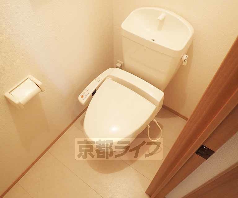 トイレ　セパレートです