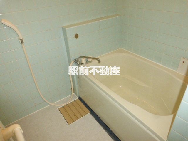 バス・シャワールーム　写真は別部屋