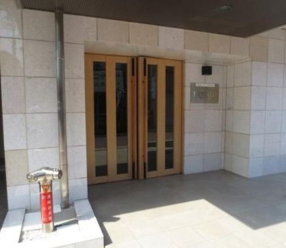 エントランス　毎日通るエントランスはこんな感じです♪