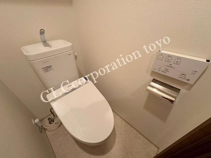 トイレ　他号室写真代用（反転タイプ）
