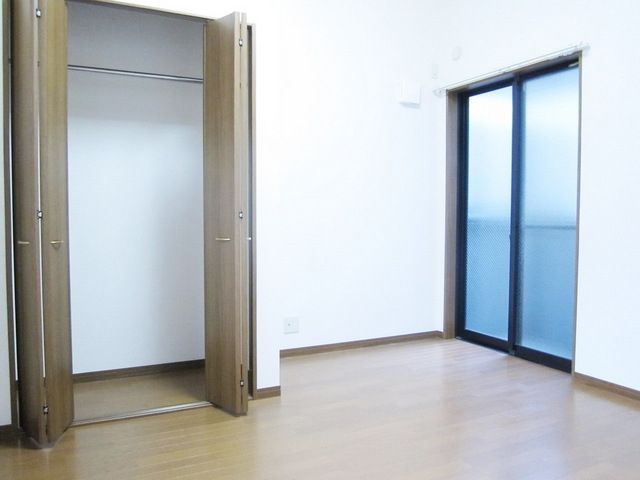 居室・リビング　同じお建物の別のお部屋のイメージです。
