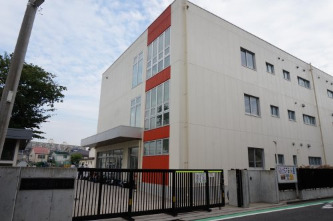小学校　川崎市立苅宿小学校（小学校）まで232m