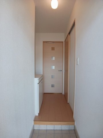 玄関　シンプルで使いやすい玄関です