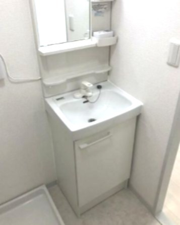 洗面設備　※同仕様写真含む
