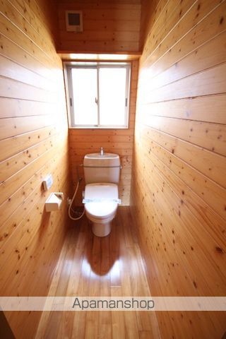 福留貸家のトイレ写真
