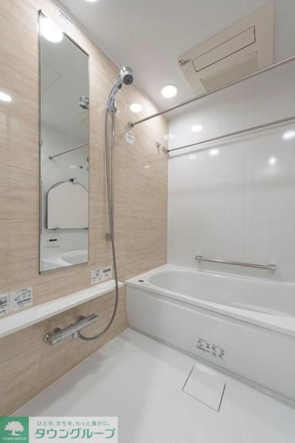 バス・シャワールーム　※写真は同タイプ住戸です。