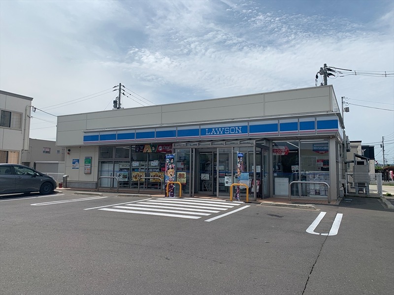 コンビニ　ローソン 青森南高校前店（コンビニ）まで478m