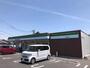 コンビニ　ファミリーマート岡山新福店（コンビニ）まで300m