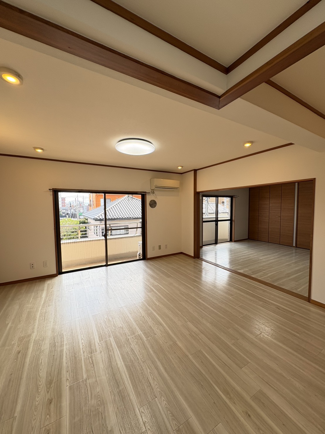 チェルキオ南町の居間写真
