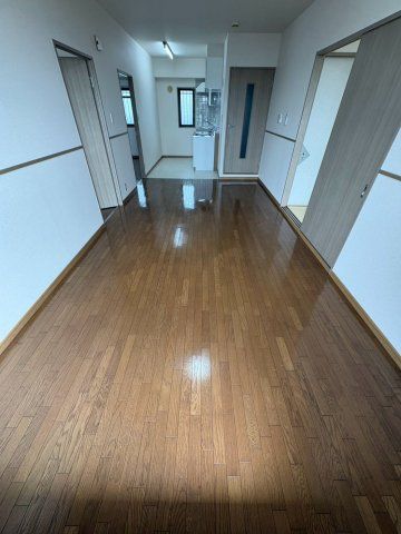 サンピラーSUZUKIの居間写真
