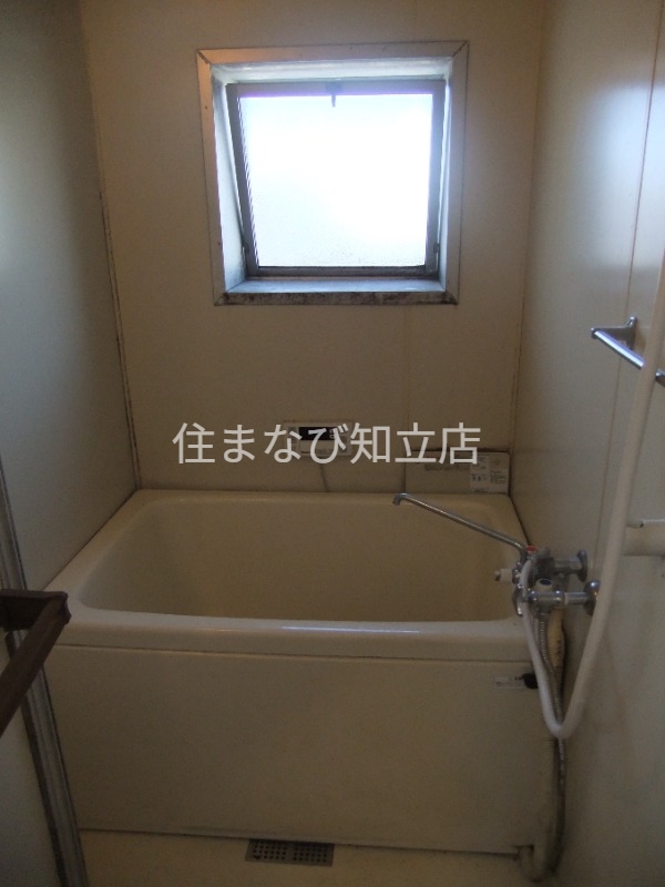 バス・シャワールーム　同型別部屋写真
