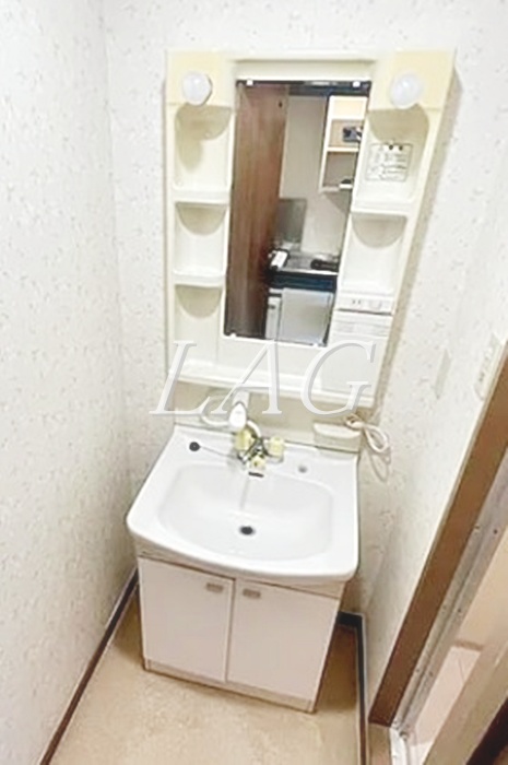 洗面設備　洗面台です。