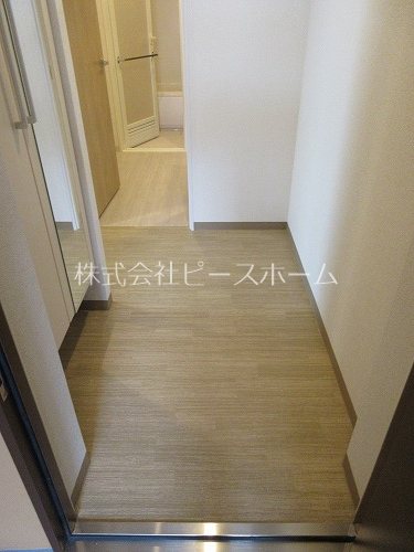 玄関　※別号室参考写真