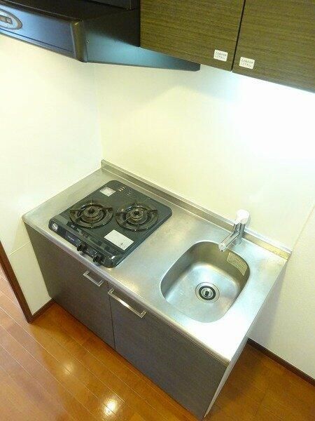西武新宿線 上石神井駅 徒歩14分 7階建 築18年のキッチン写真