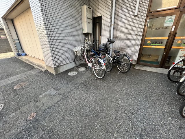 エスビービルの外観写真