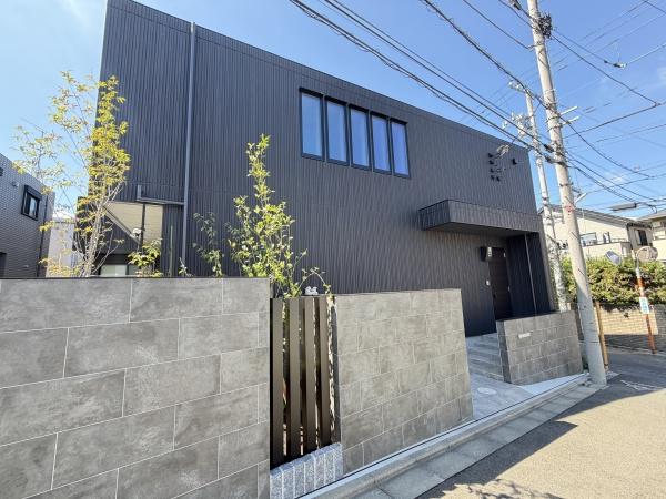 INOテラスの外観写真